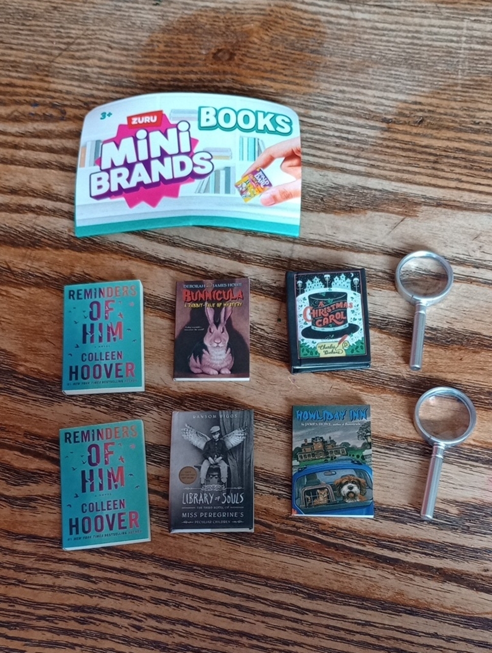 Zuru Mini Brands Miniature Books Set